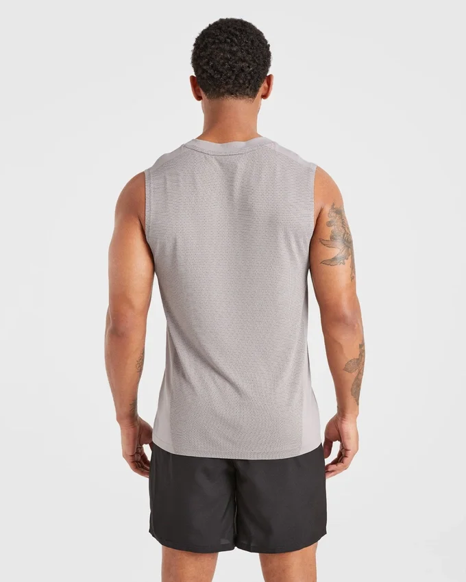 Attain naadloos vest
