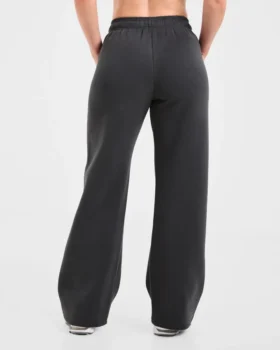 AYBL Sports Outline Oversized Joggingbroek met rechte pijpen