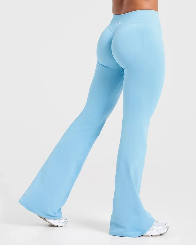 Enhance naadloze flared-Leggings