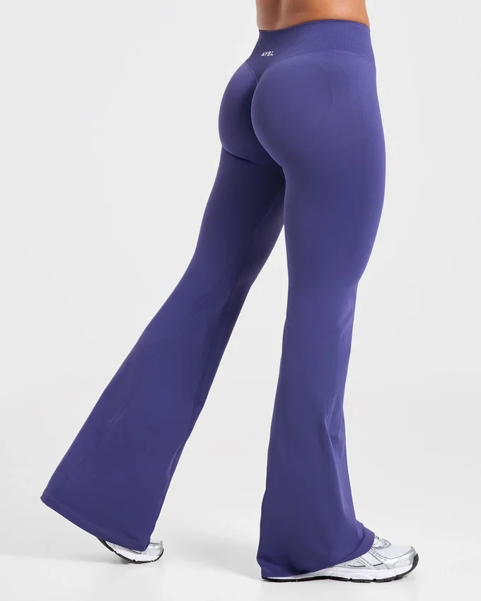 Enhance naadloze flared-Leggings