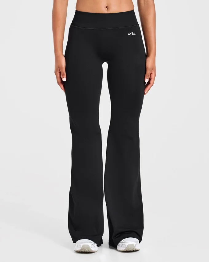 Enhance naadloze flared-Leggings