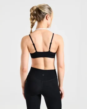 Essential dubbellaagse sportbeha