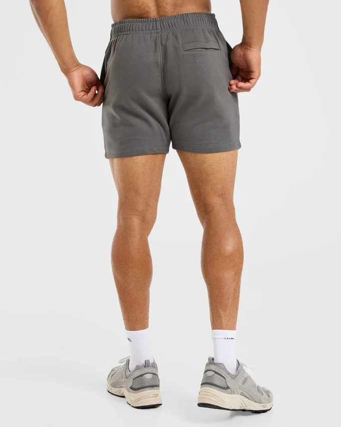 Essential lichtgewicht 5" korte broek
