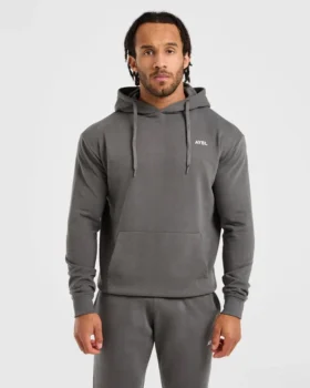 Essential lichtgewicht hoodie