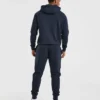 Essential lichtgewicht hoodie