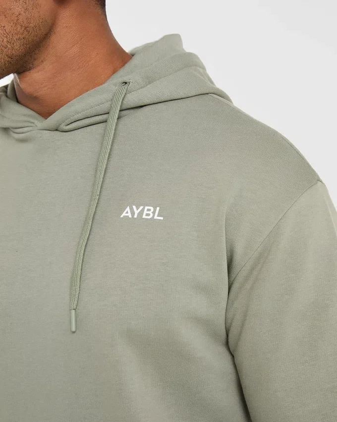Essential lichtgewicht hoodie