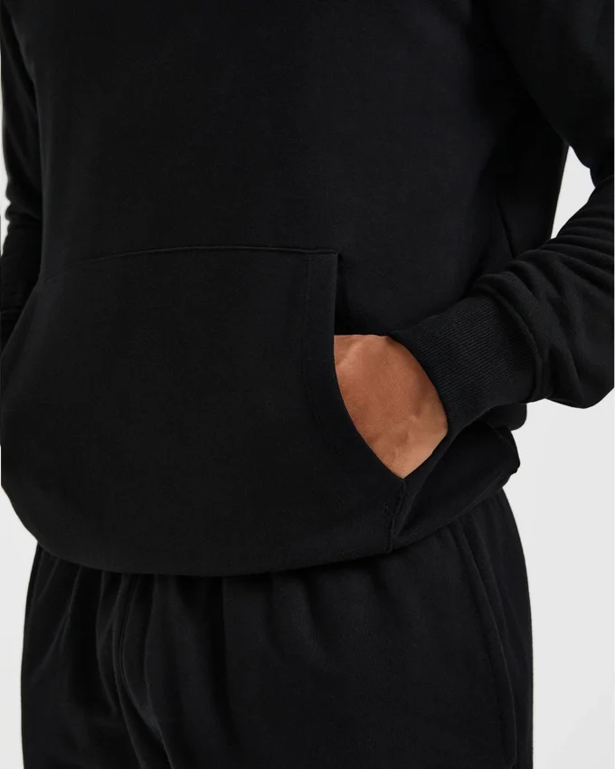 Essential lichtgewicht hoodie