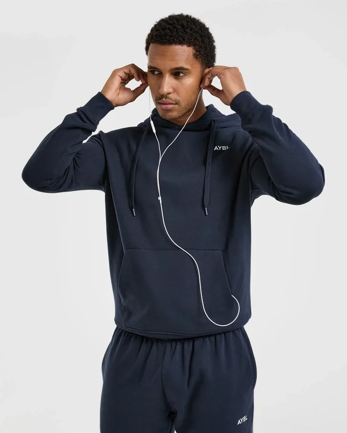 Essential lichtgewicht hoodie
