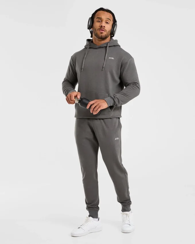 Essential lichtgewicht hoodie