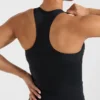 Essential Racerback-tanktop