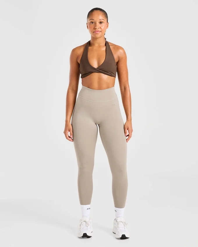 Essential sportbeha met halternek