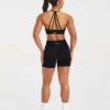 Essential sportbeha met V-hals en bandjes