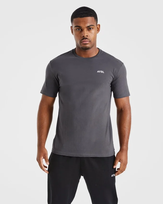 Essential T-shirt