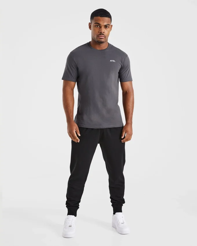Essential T-shirt