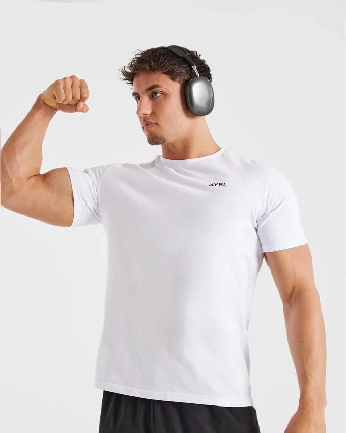 Essential T-shirt