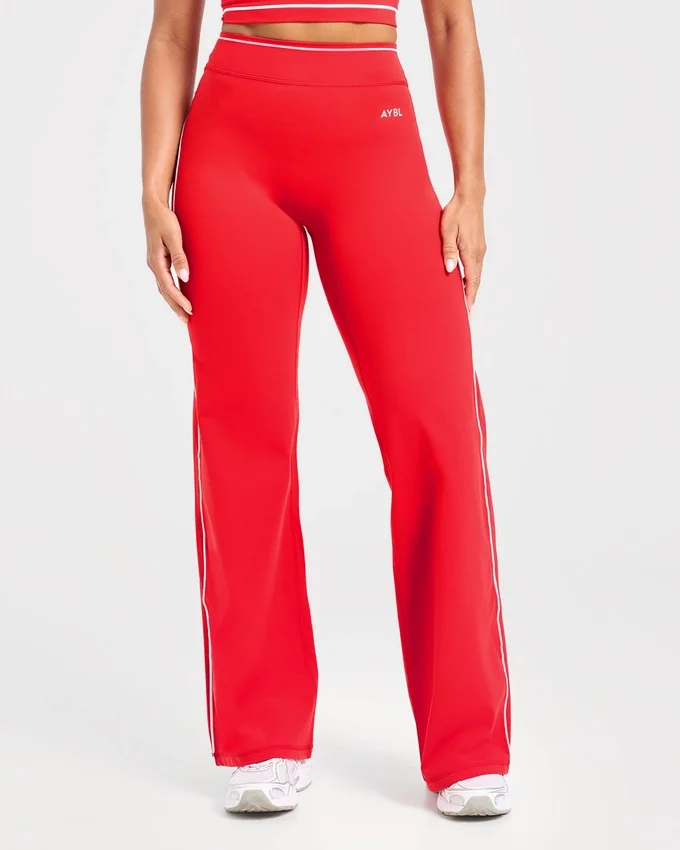 Form Flared-Leggings