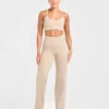 Form Flared-Leggings