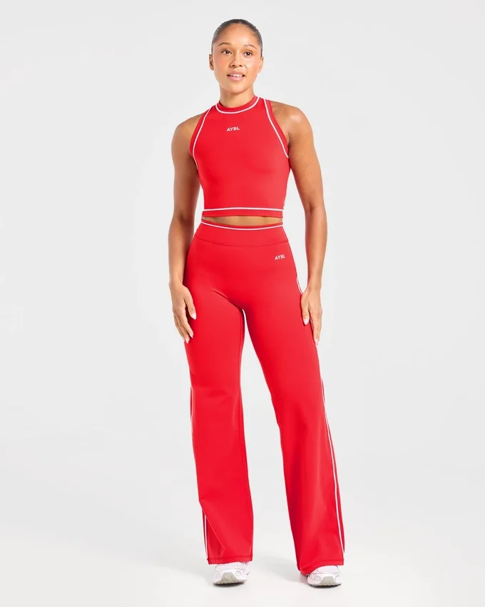 Form Flared-Leggings