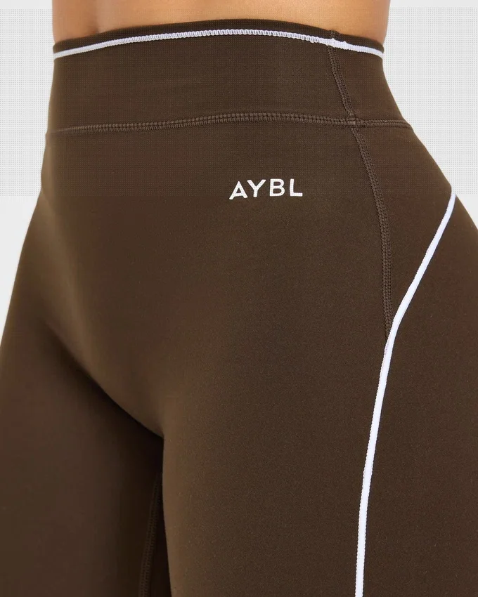 Form Flared-Leggings