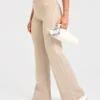 Form Flared-Leggings