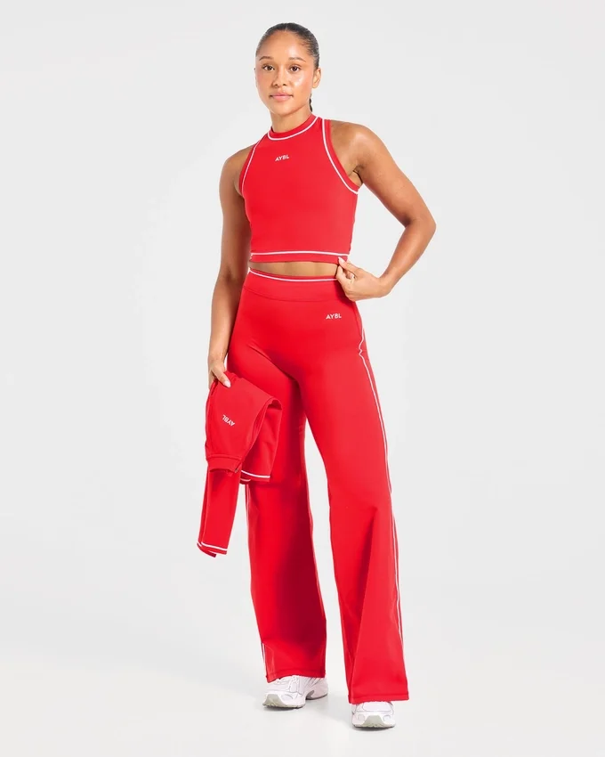 Form Flared-Leggings