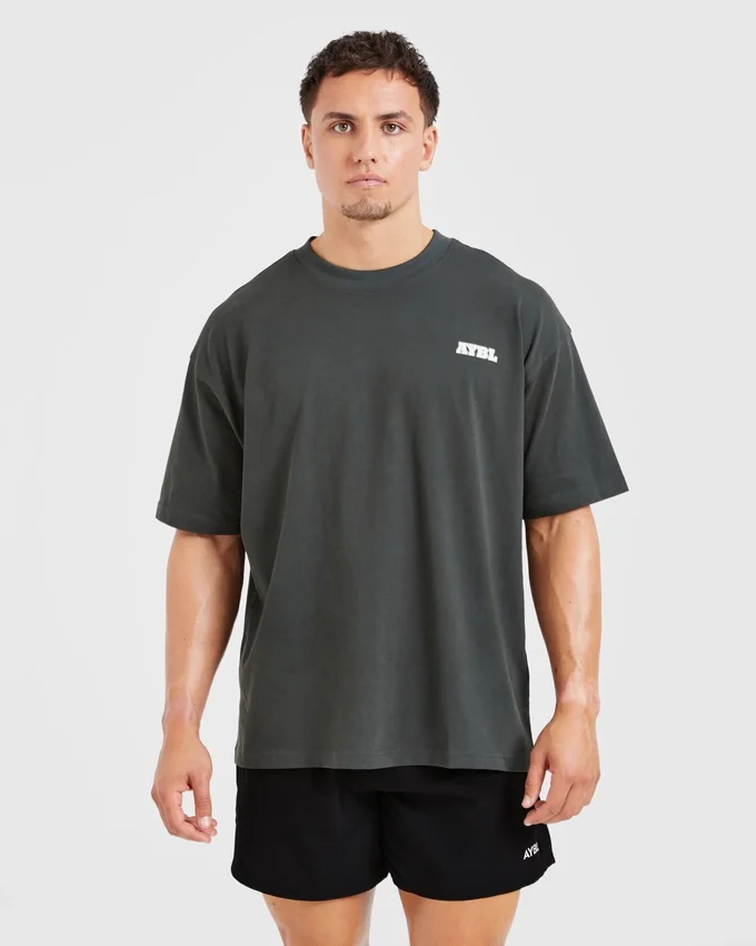 Global oversized T-shirt