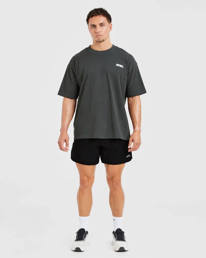 Global oversized T-shirt