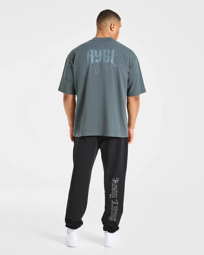 Heavy Lifting Gothic oversized T-shirt