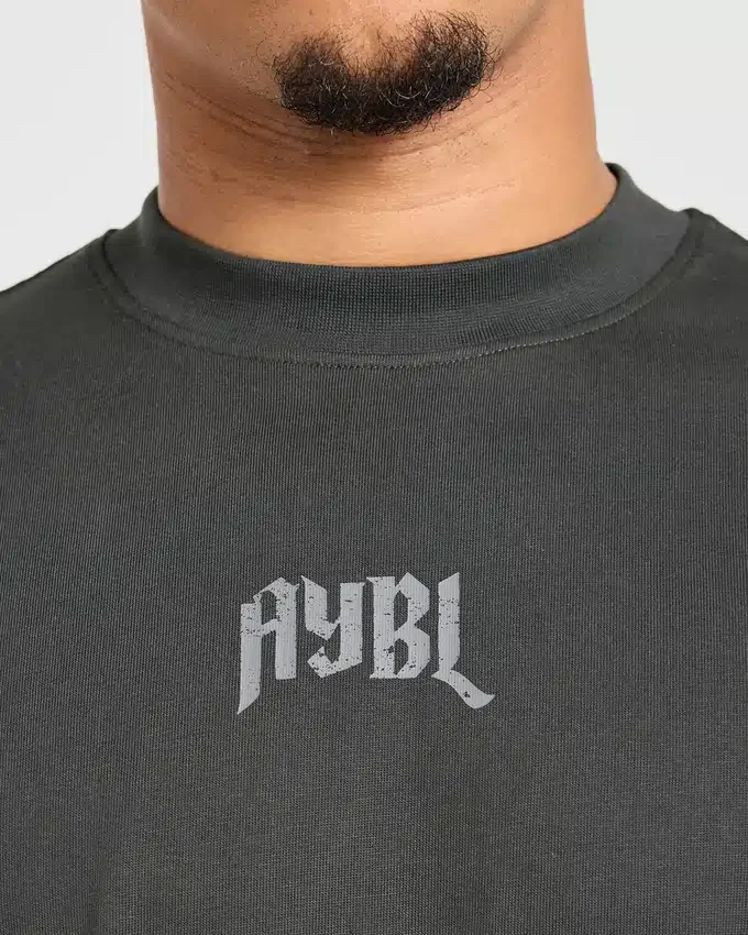 Heavy Lifting Gothic oversized T-shirt