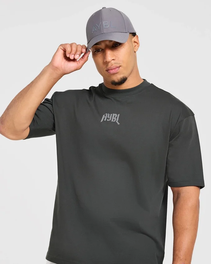 Heavy Lifting Gothic oversized T-shirt