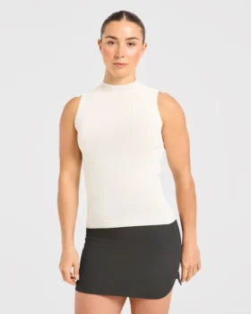 Klassiek gebreid vest met hoge hals