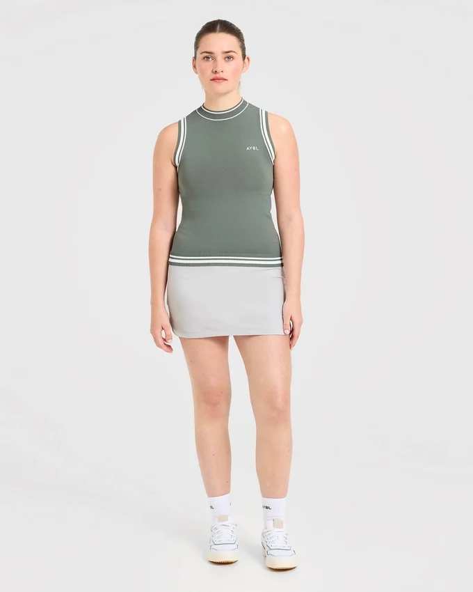 Klassiek gebreid vest met hoge hals
