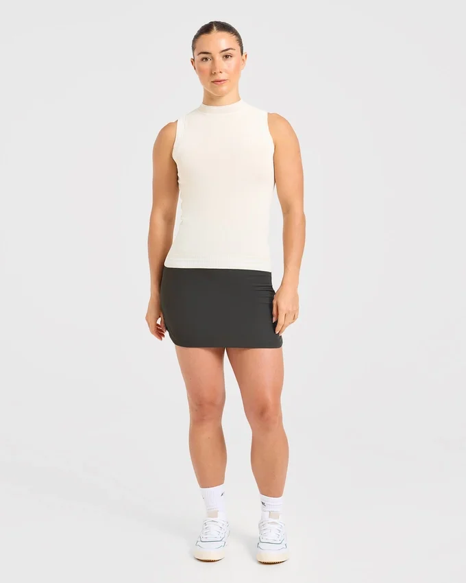 Klassiek gebreid vest met hoge hals