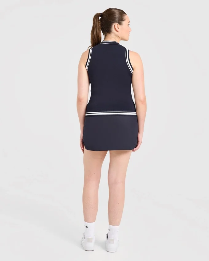 Klassiek gebreid vest met hoge hals