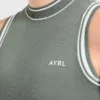 Klassiek gebreid vest met hoge hals