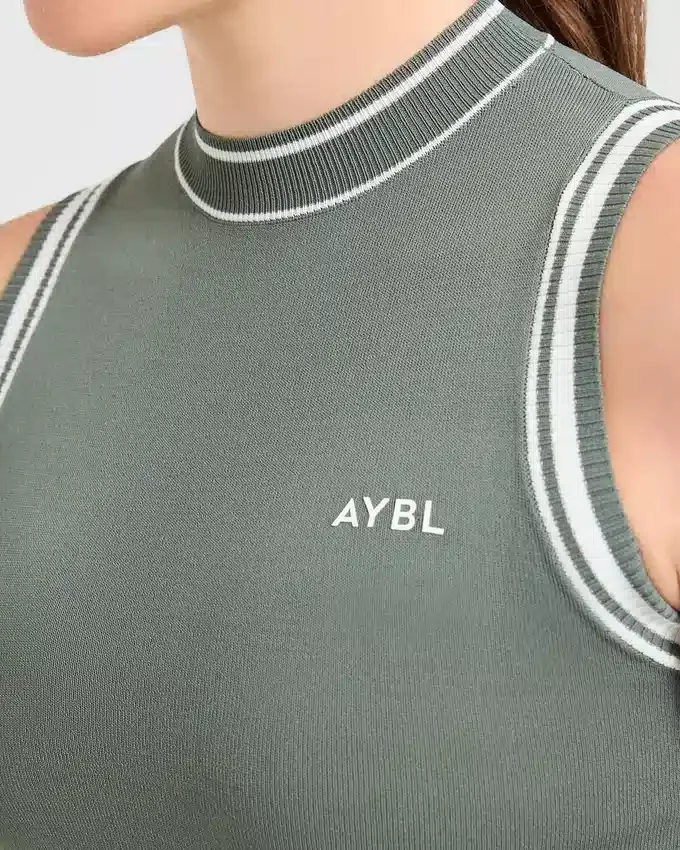 Klassiek gebreid vest met hoge hals