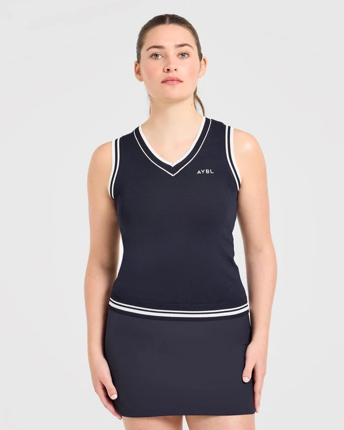 Klassiek gebreid vest met V-hals