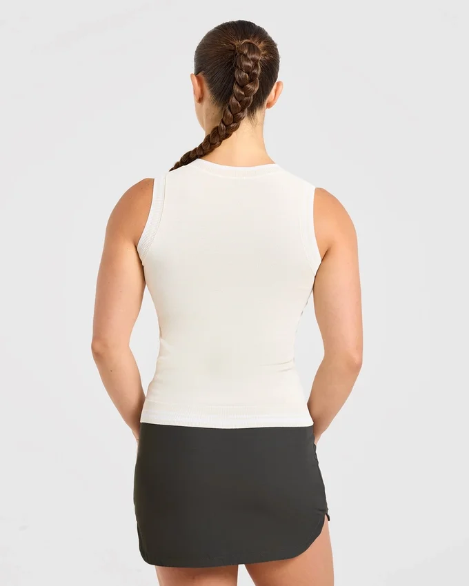 Klassiek gebreid vest met V-hals