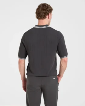 Klassieke gebreide polo
