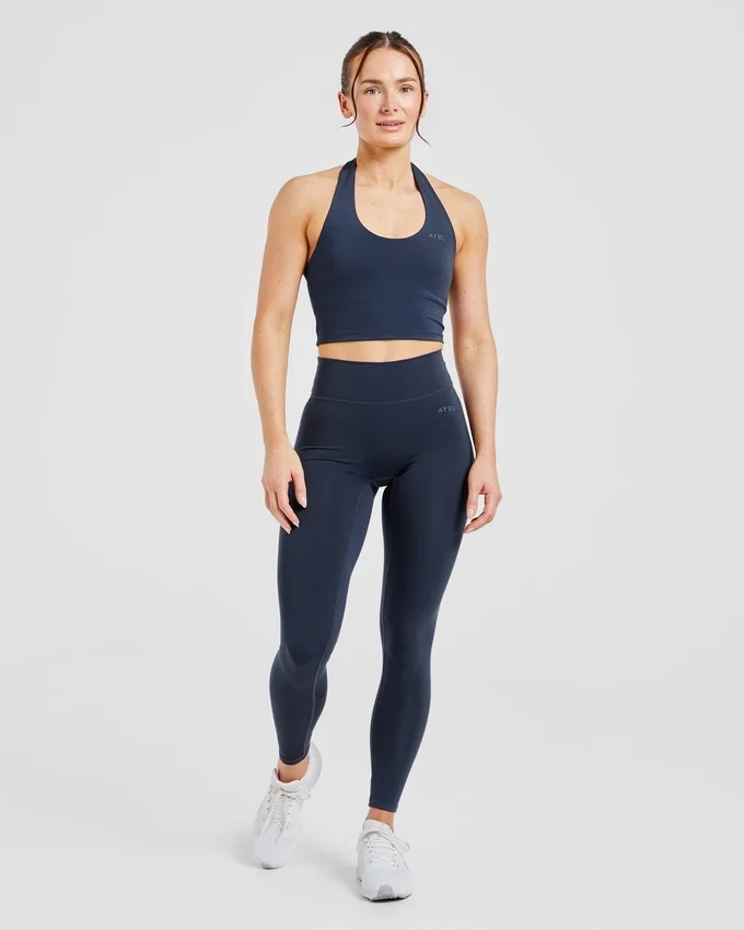 Onmisbare halternek crop top