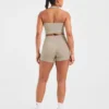 Onmisbare halternek crop top