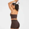 Onmisbare halternek crop top