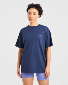 Power Lifting Illustration T-shirt