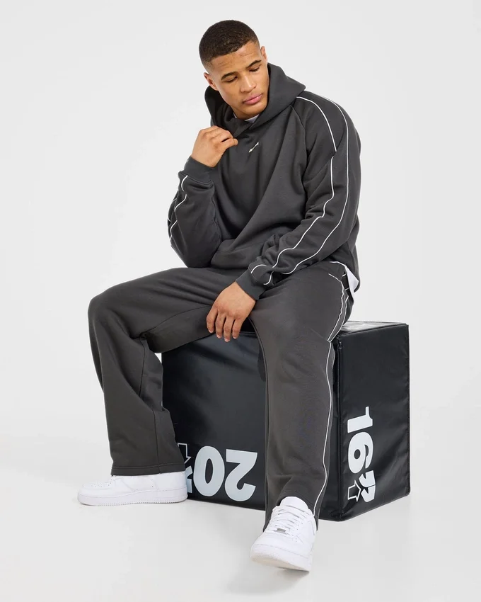 Restore oversized Joggingbroeken met rechte pijpen