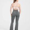 Sculpt-Leggings met uitlopende pijpen