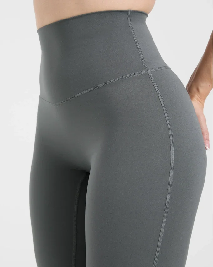 Sculpt-Leggings met uitlopende pijpen