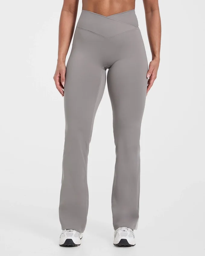 Sculpt Wrap-leggings met uitlopende pijpen