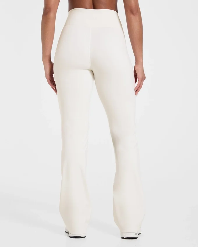 Sculpt Wrap-leggings met uitlopende pijpen