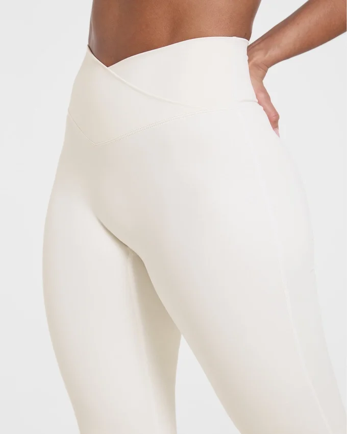 Sculpt Wrap-leggings met uitlopende pijpen