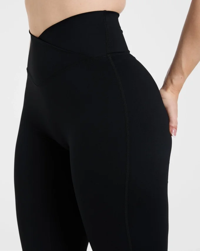 Sculpt Wrap-leggings met uitlopende pijpen